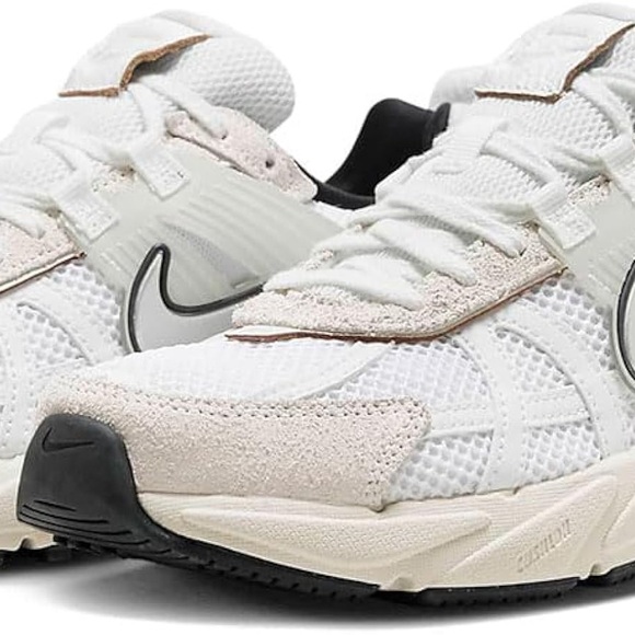 Nike V2K run sneakers - Picture 9 of 10